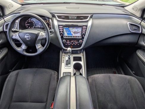 Used 2018 Nissan Murano SV w/ Premium Package image 15