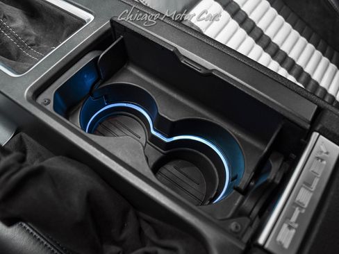Used 2010 Ford Mustang Shelby GT500 image 14