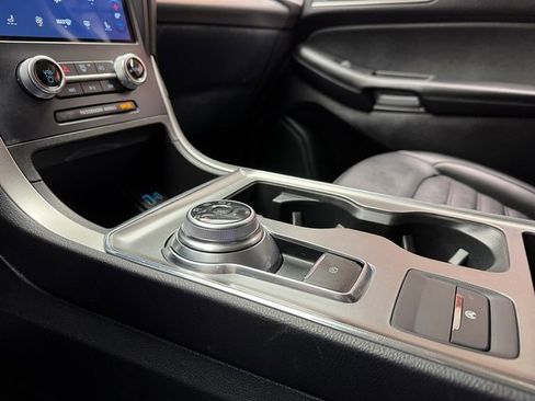 Certified 2022 Ford Edge SEL image 19