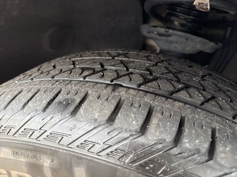 Certified 2024 Volkswagen Atlas SE image 29