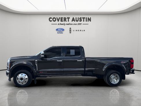 Certified 2024 Ford F450 Lariat w/ Lariat Ultimate Package AWD/4WD image 2