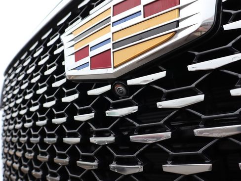 Used 2024 Cadillac Escalade Premium Luxury image 7