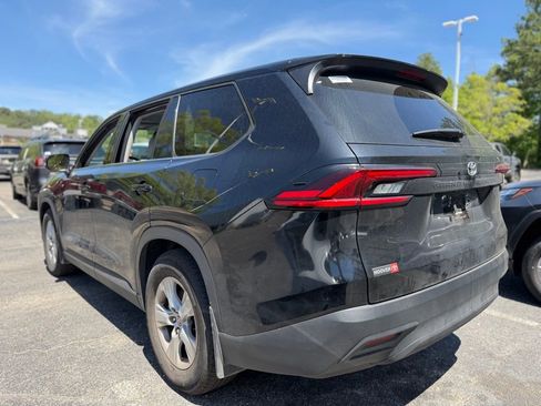 Used 2025 Toyota Grand Highlander FWD image 2
