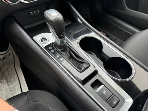 Used 2022 Nissan Altima 2.5 SV w/ SV Premium Package FWD image 10