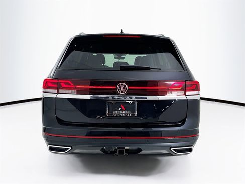 Used 2024 Volkswagen Atlas SE image 7