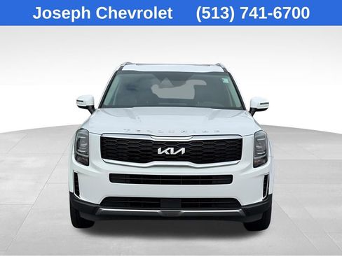Used 2022 Kia Telluride S image 2