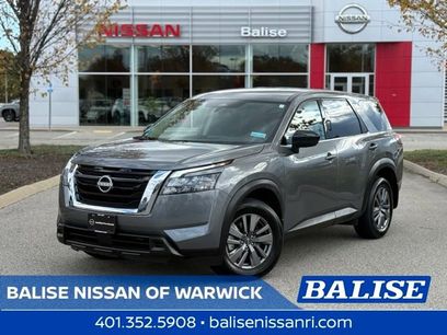 Used 2025 Nissan Pathfinder S