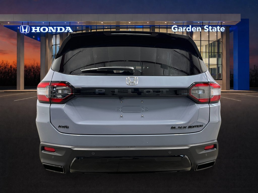 New 2026 Honda Pilot Black Edition image 4