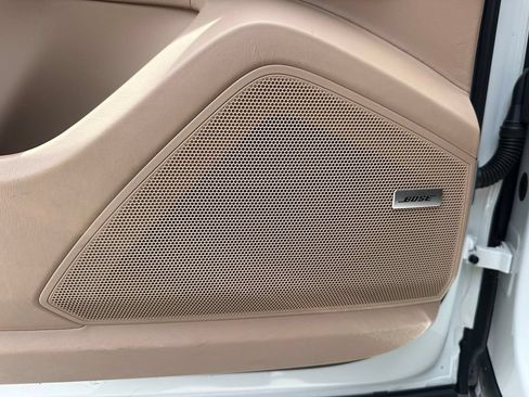 Certified 2023 Porsche Cayenne AWD/4WD image 19