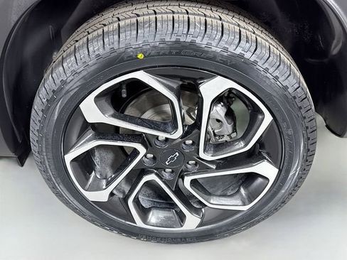 Used 2024 Chevrolet Trax RS w/ Driver Confidence Package image 29