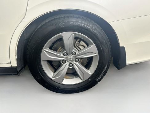 Used 2018 Honda Odyssey EX-L image 11