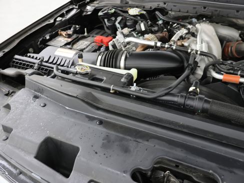 Used 2023 Ford F350 Lariat w/ Chrome Package image 20