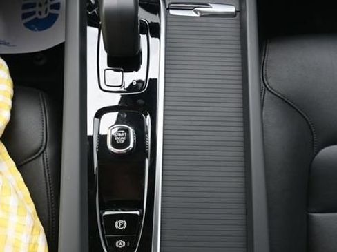 Used 2024 Volvo S60 B5 Core w/ Climate Package FWD image 17