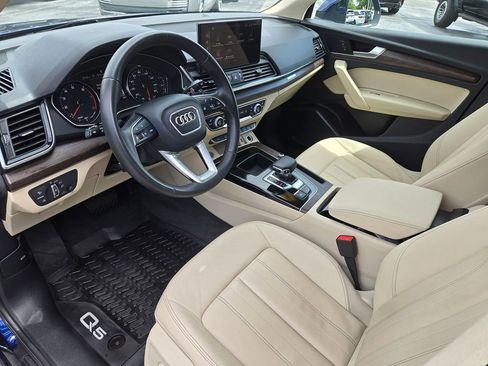 Used 2023 Audi Q5 2.0T Premium w/ Convenience Package AWD/4WD image 9
