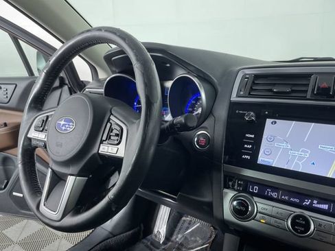 Used 2017 Subaru Outback 2.5i Touring w/ Popular Package #5A AWD/4WD image 27
