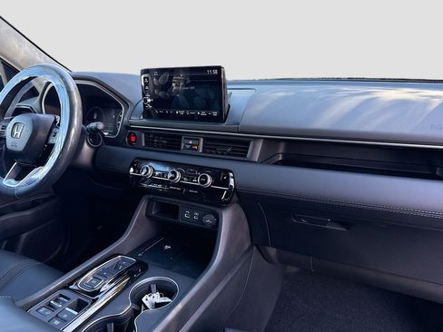 New 2025 Honda Pilot EX-L image 25