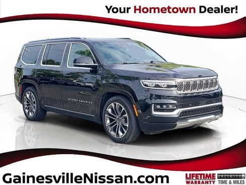 Used 2022 Jeep Grand Wagoneer Series II AWD/4WD image 1