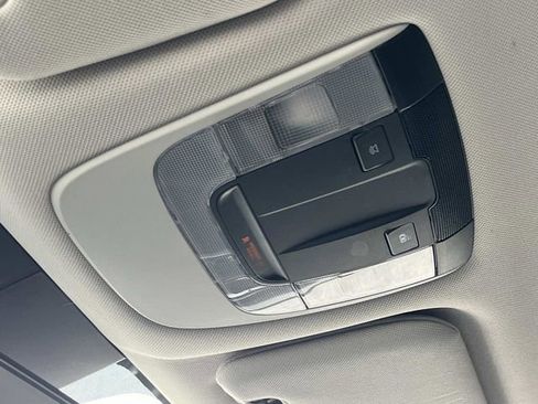 Used 2022 Kia Sorento LX FWD image 37
