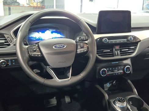 Certified 2022 Ford Escape SEL w/ Technology Package image 20