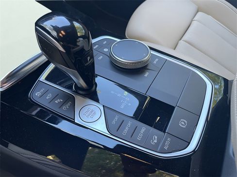 Used 2023 BMW X3 xDrive30i w/ Premium Package image 38