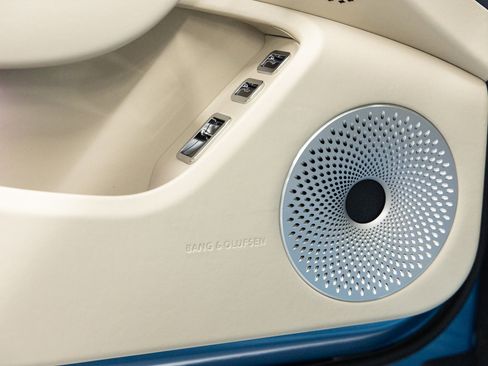 New 2026 Bentley Flying Spur Plug-In Hybrid image 20