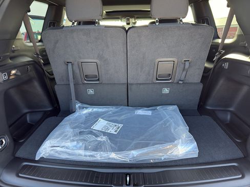 New 2026 Jeep Grand Cherokee L 4WD image 37