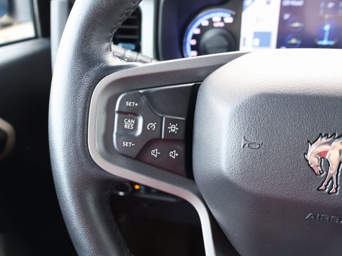 Used 2022 Ford Bronco Wildtrak image 15