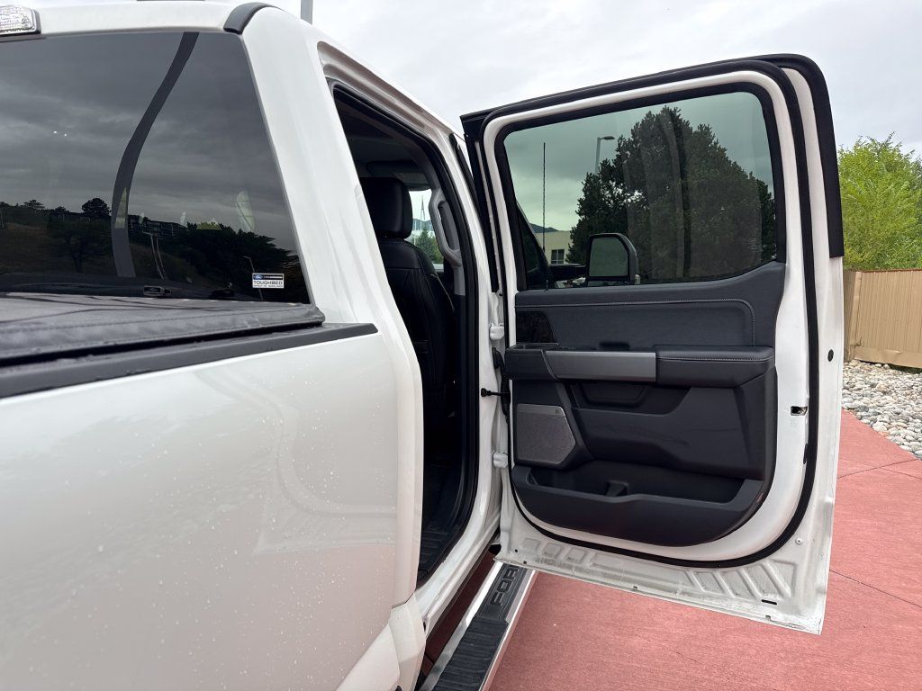 Certified 2025 Ford F250 Lariat AWD/4WD image 23