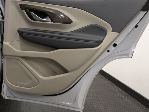 Used 2022 GMC Terrain Denali image 25