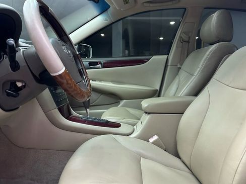 Used 2004 Lexus ES 330 image 11