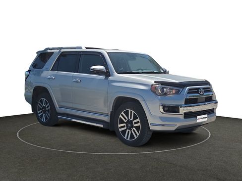 Used 2024 Toyota 4Runner Limited AWD/4WD image 8