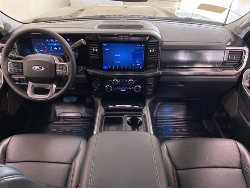 New 2026 Ford F250 Lariat w/ Black Appearance Package AWD/4WD image 10
