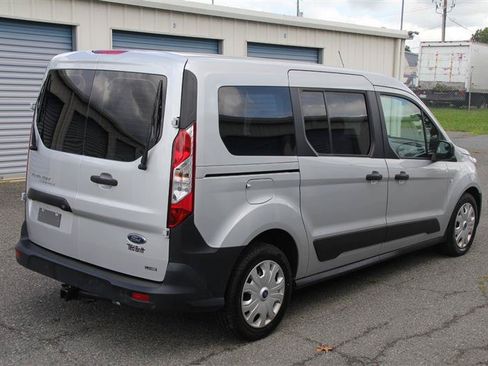 Used 2023 Ford Transit Connect XL FWD image 5
