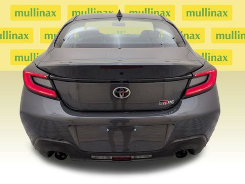 Used 2023 Toyota GR86 RWD image 29