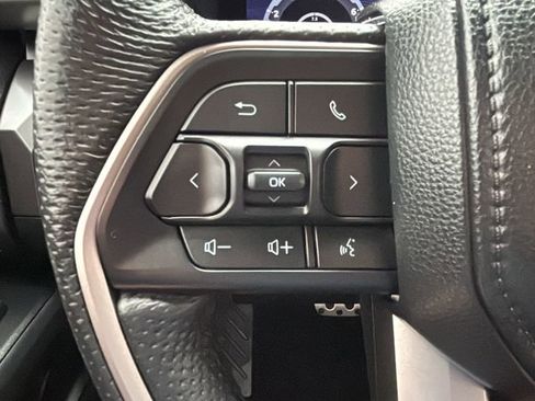 Used 2024 Toyota Tacoma TRD Sport AWD/4WD image 22