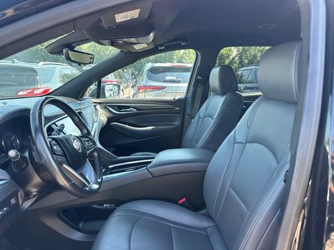 Used 2024 Buick Enclave Premium AWD/4WD image 36