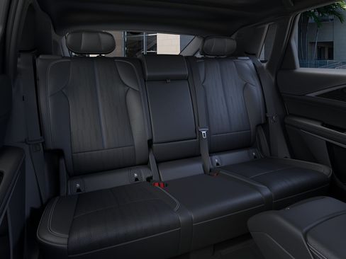 New 2026 Cadillac Lyriq Sport RWD image 17