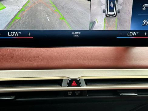 Used 2023 BMW iX xDrive50 w/ Ultimate Package 2 image 20