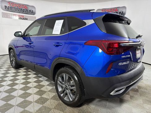 Used 2023 Kia Seltos S FWD image 5