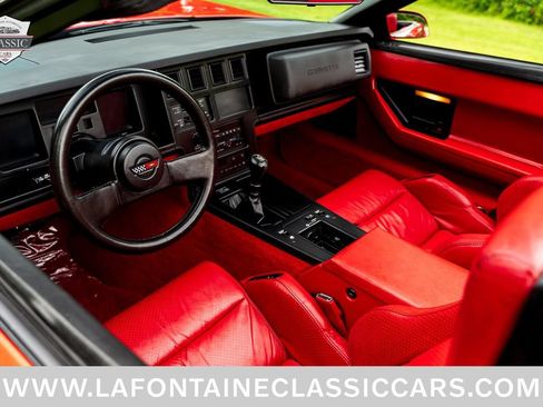 Used 1988 Chevrolet Corvette Convertible RWD image 9