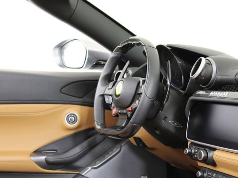 Certified 2023 Ferrari Portofino M RWD image 35