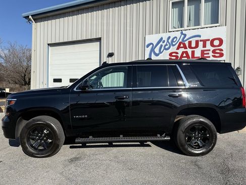 Used 2017 Chevrolet Tahoe LT image 11