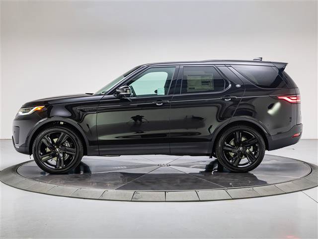 New 2026 Land Rover Discovery S AWD/4WD image 2