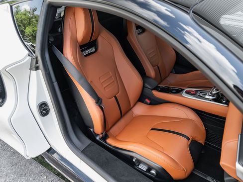 New 2026 Lotus Emira SE RWD image 5