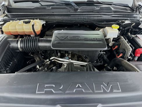 Used 2019 RAM 1500 Big Horn AWD/4WD image 29