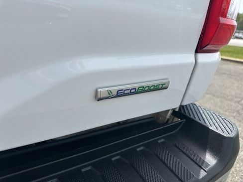 Used 2022 Ford F150 Lariat image 11