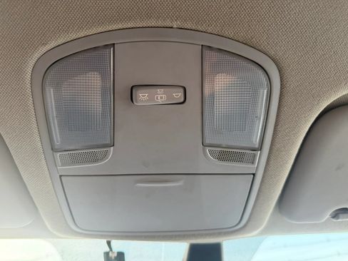 Used 2020 Hyundai Elantra SEL FWD image 23