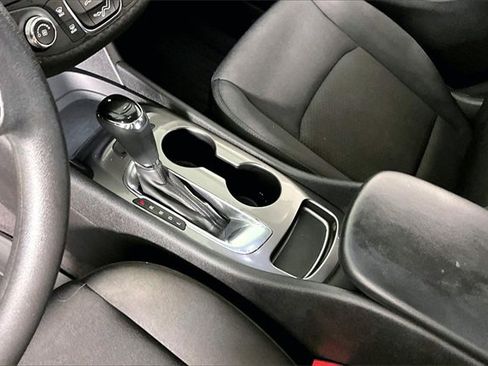 Used 2017 Chevrolet Malibu LS w/ LPO, Convenience Package 2 image 17