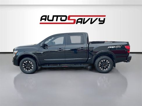 Used 2024 Nissan Titan PRO-4X w/ Pro-4x Convenience Package image 4