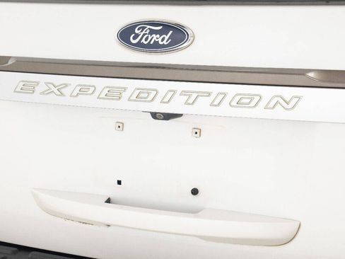 Used 2015 Ford Expedition King Ranch RWD image 14
